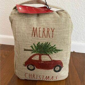 Rae Dunn Merry Christmas Doorstop – Red Car With Tree – NWT